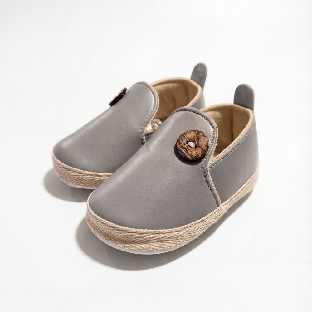 Düğmeli Gri Slip-on Şık Bebek Ayakkabı