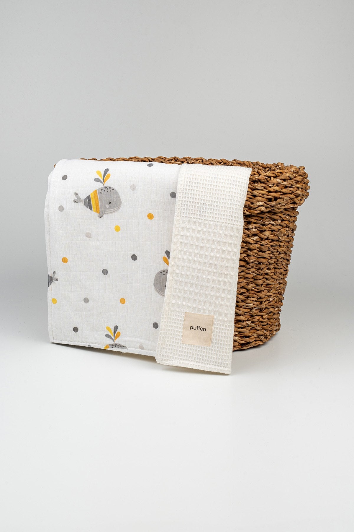 Bej Balina Desenli Müslin Battaniye Waffle (90x115 cm) — Beyaz - Balina Desenli