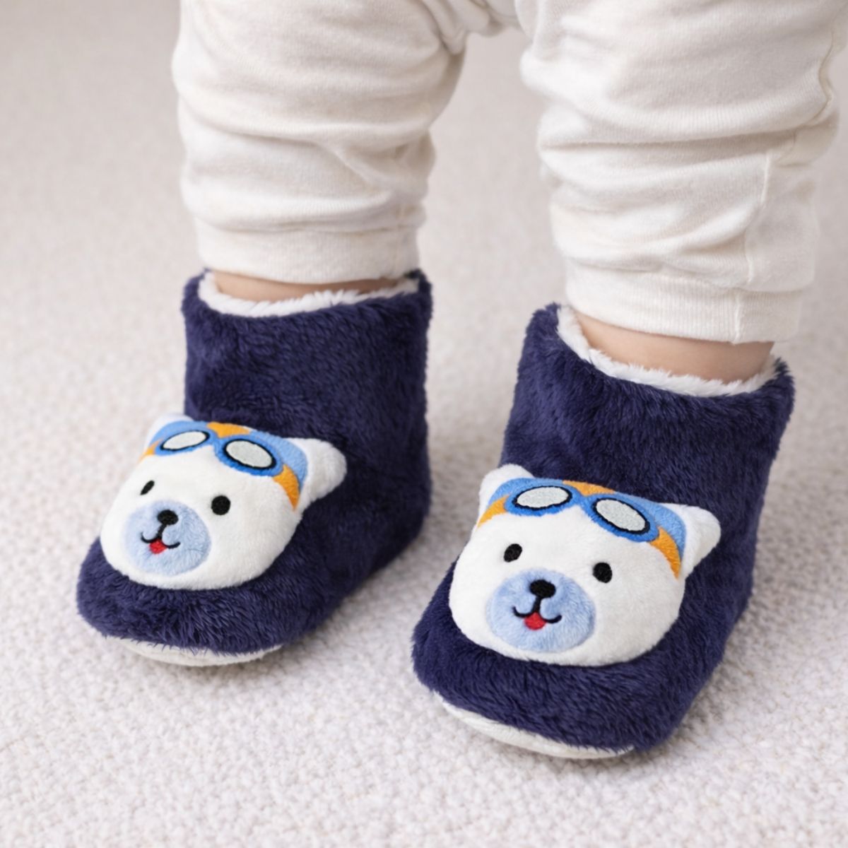 Ayıcık Desenli Lacivert Peluş Bot | Çocuklar için Ev Botu