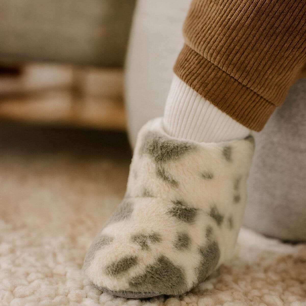 Çocuklar için haki wellsoft kışlık ev botu, inek motifli