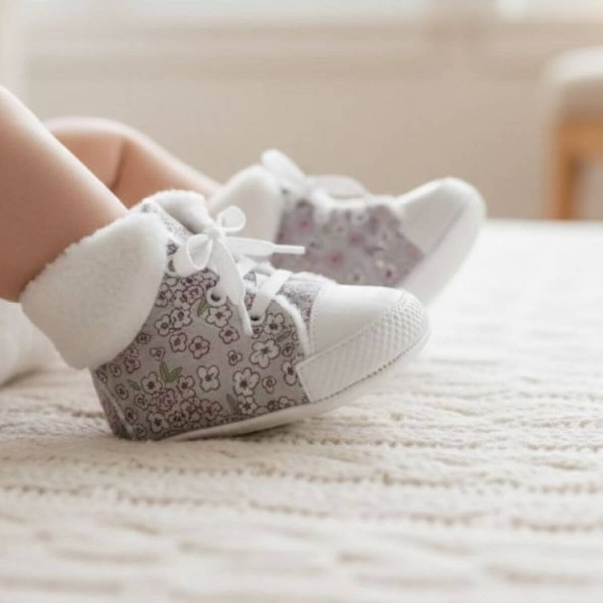 cicek desenli kumas ayakkabı