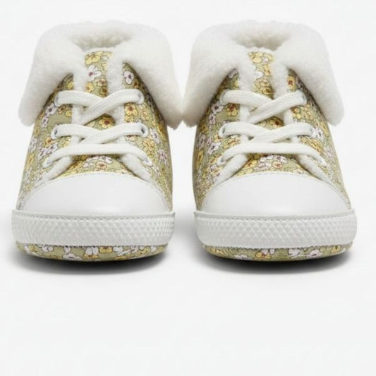 Çiçek Desenli Kumaş Bebek Ayakkabısı