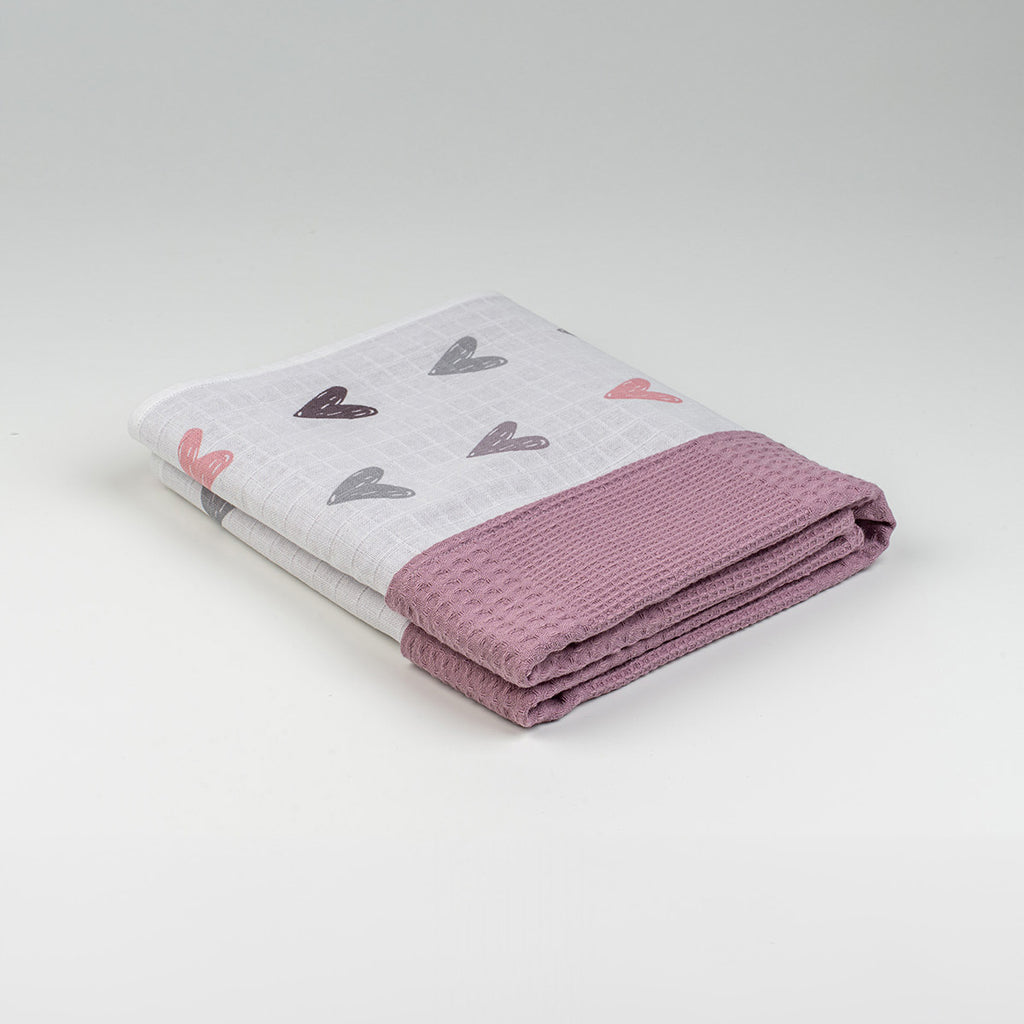 Katlanmış violet kalp desenli waffle örtü