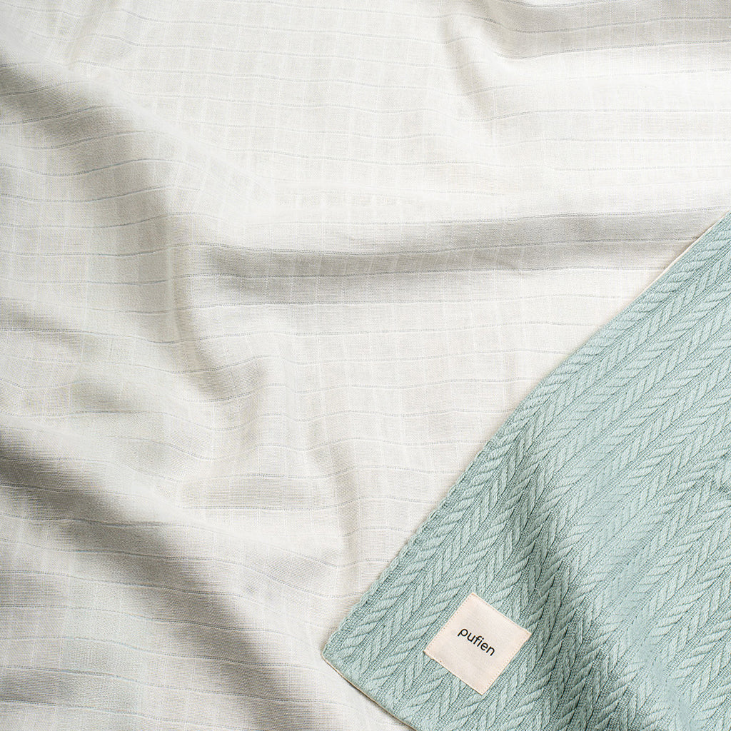 Yeşil örgü örtü, düz desenli detay