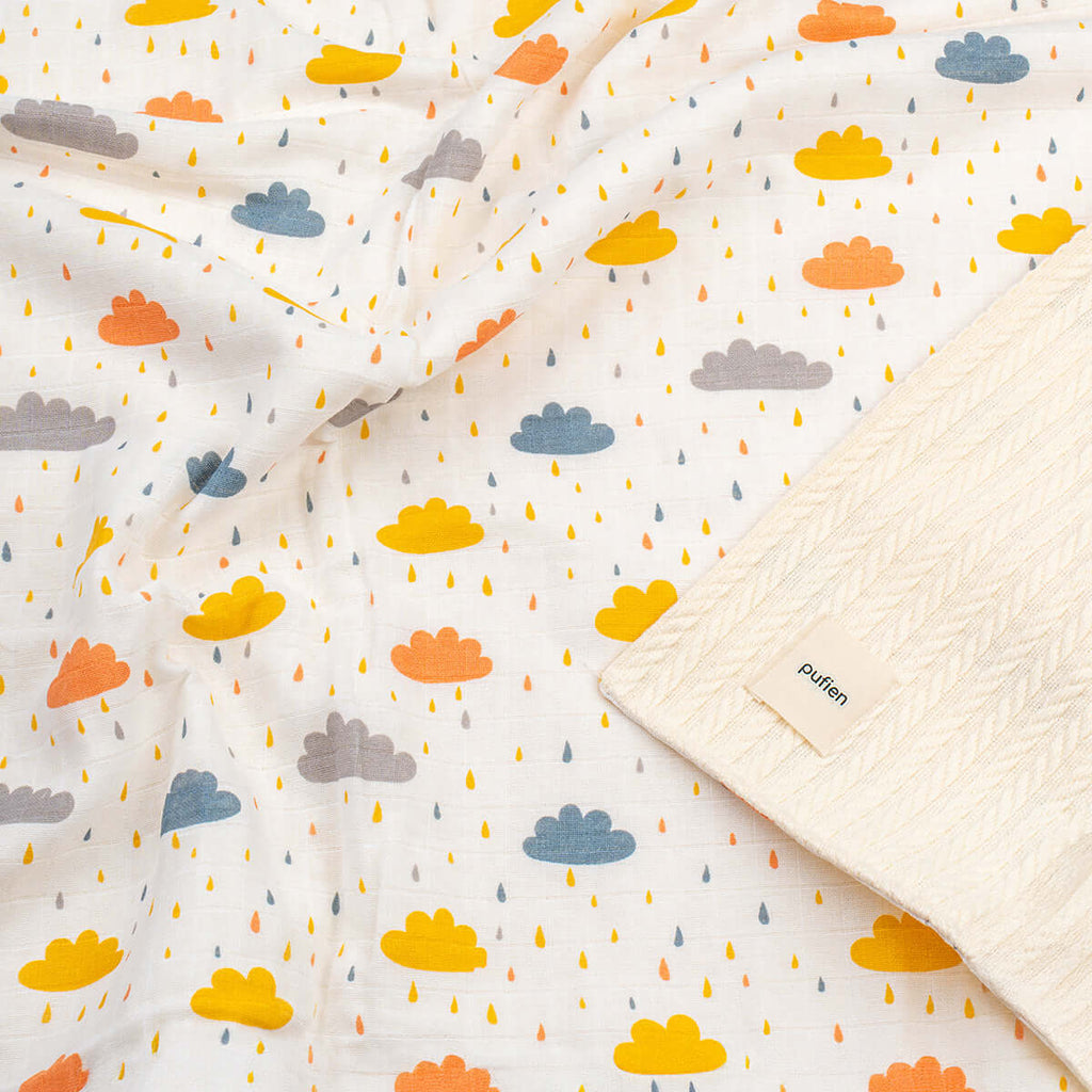 Ekru turuncu örgü örtü, bulut desenli detay