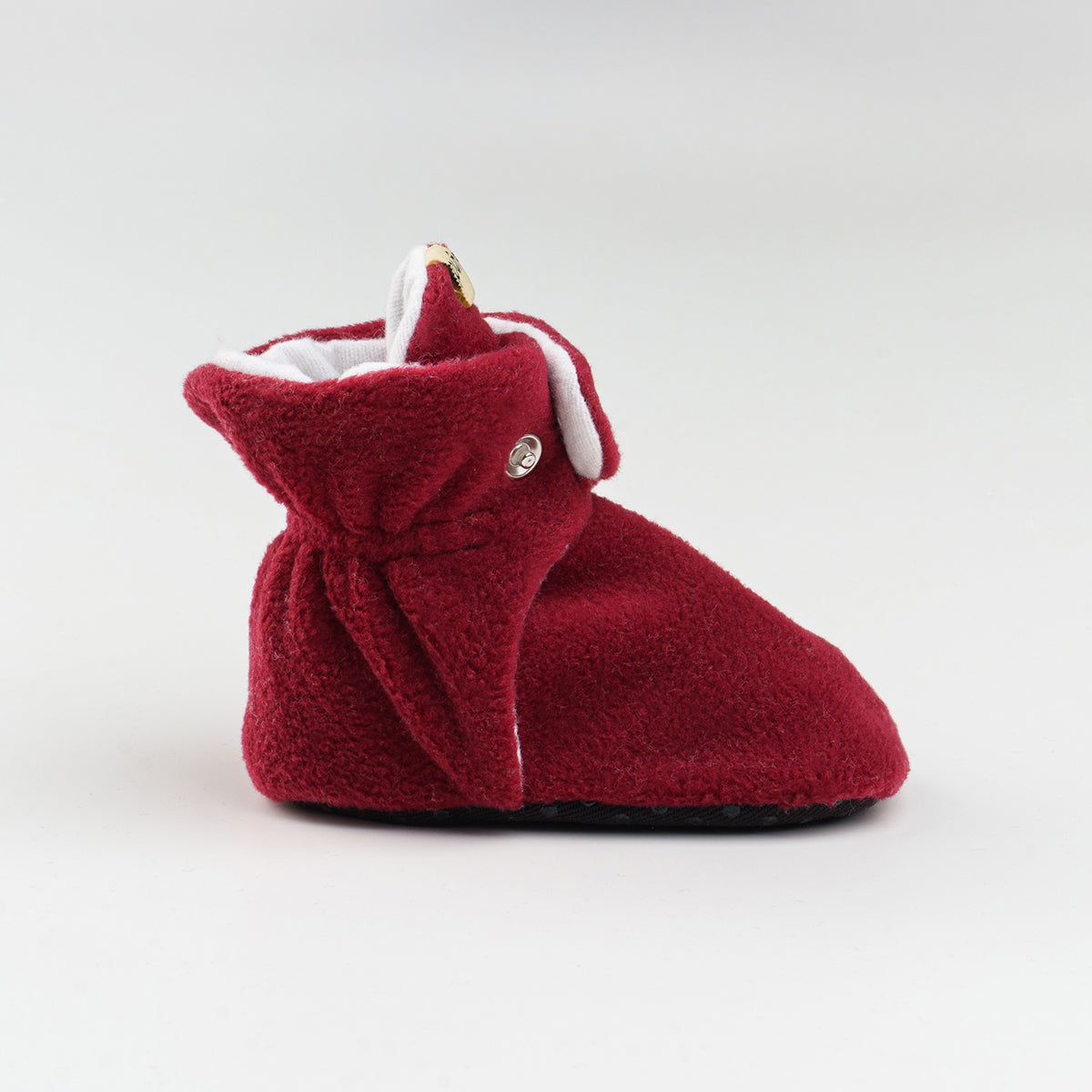 kırmızı polar panduf yandan görünüm