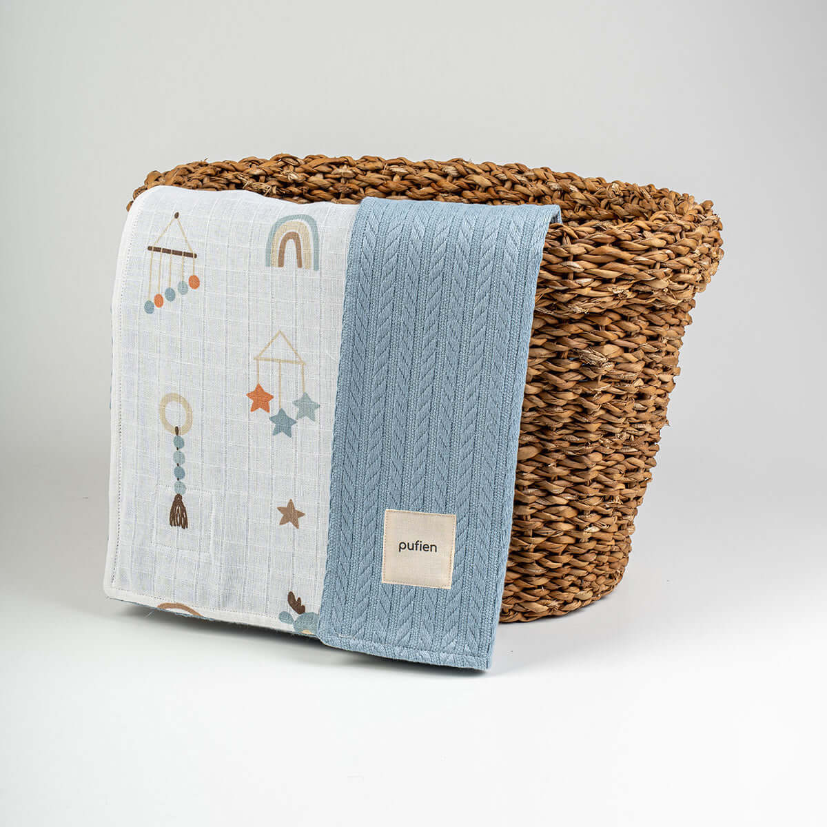 Mavi geyik desenli örgü örtü, 90x90 cm