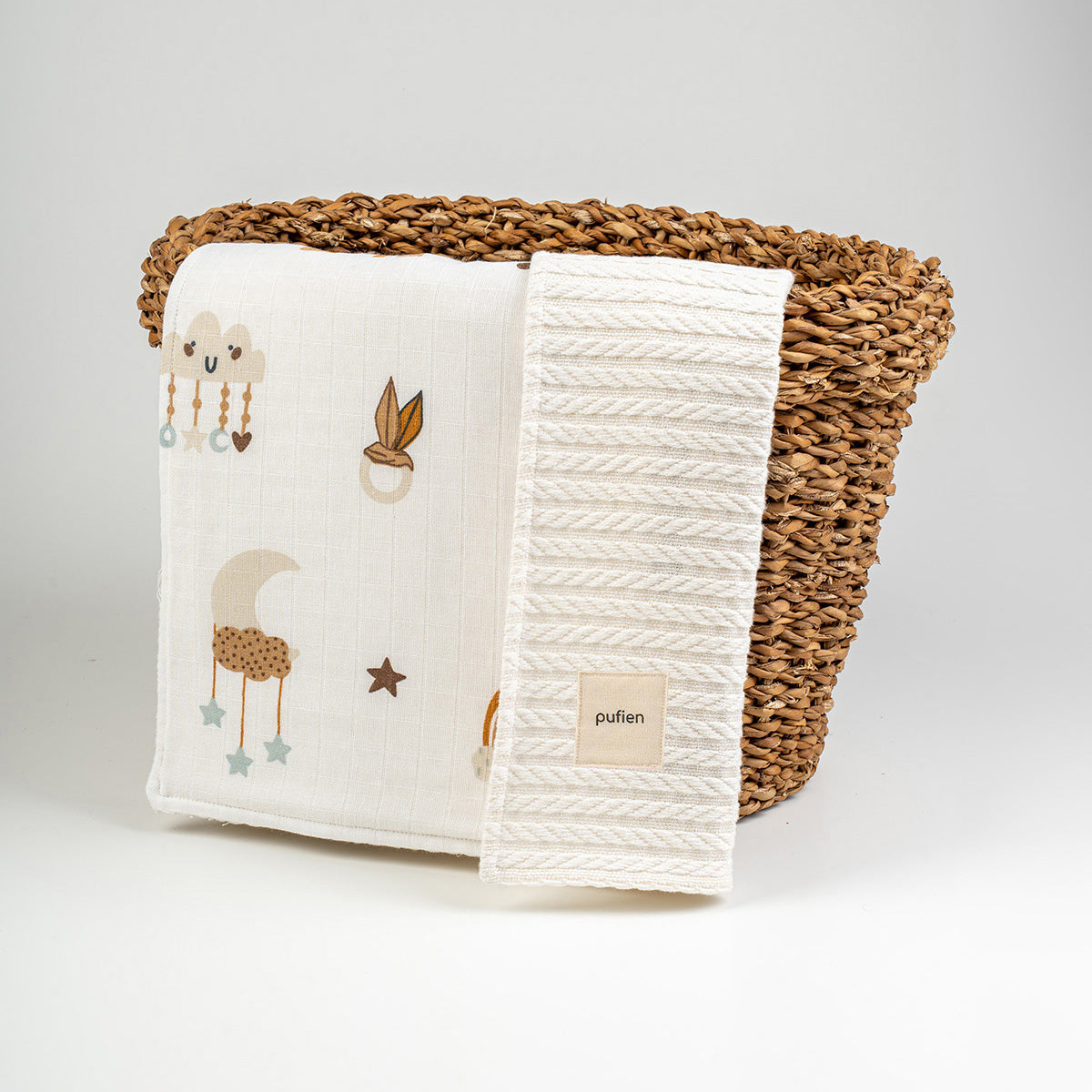 Ekru ay desenli örgü örtü, 90x90 cm