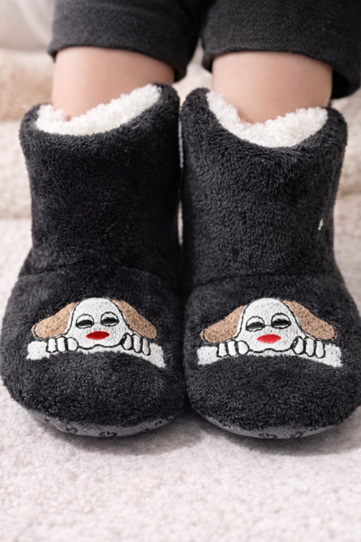 Bebek & Çocuk Kaydırmaz Tabanlı Ev Botu / Panduf / Kışlık Peluş Bot / Sevimli Desen - PufienPanduf