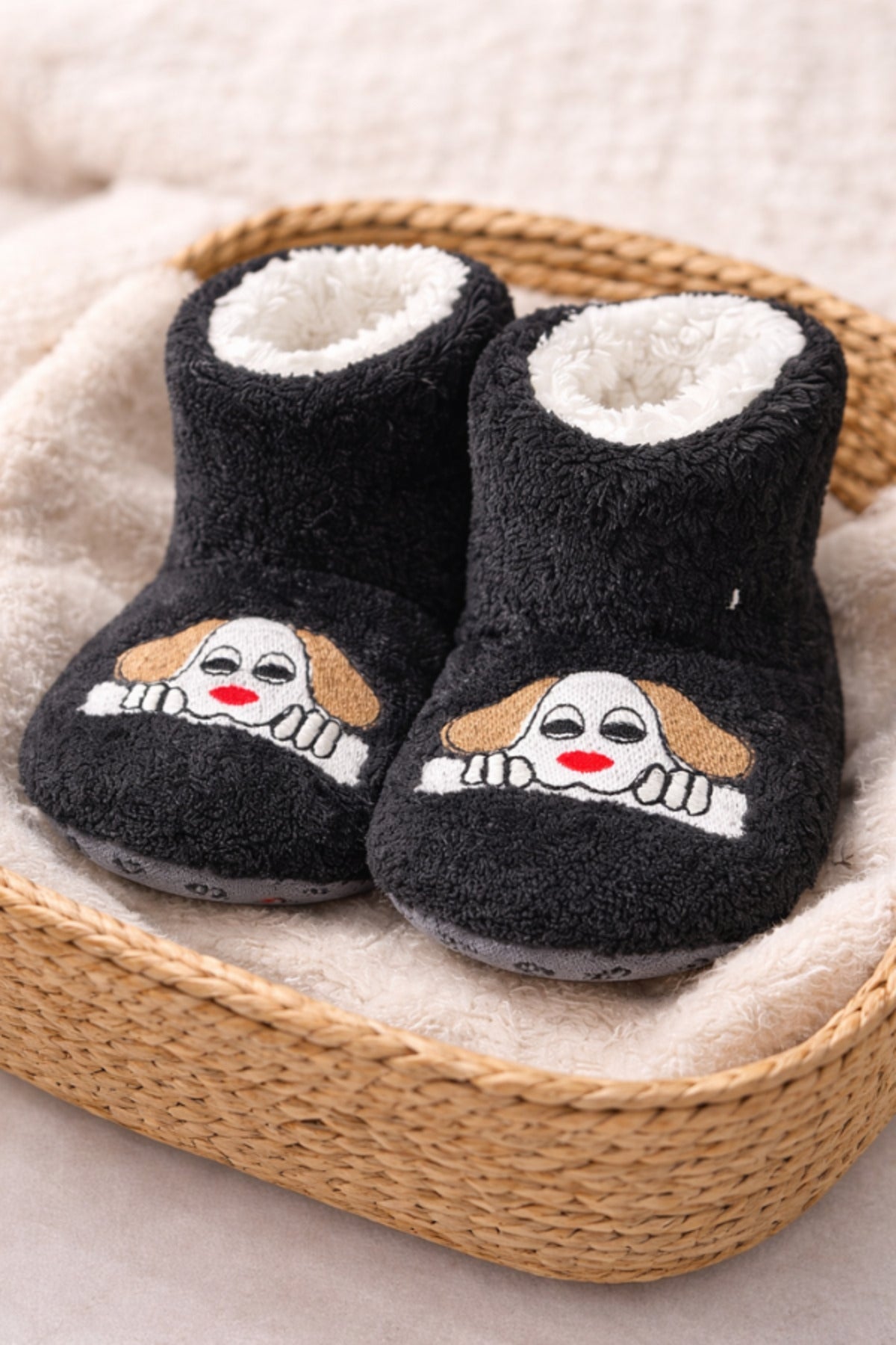 Bebek & Çocuk Kaydırmaz Tabanlı Ev Botu / Panduf / Kışlık Peluş Bot / Sevimli Desen - PufienPanduf