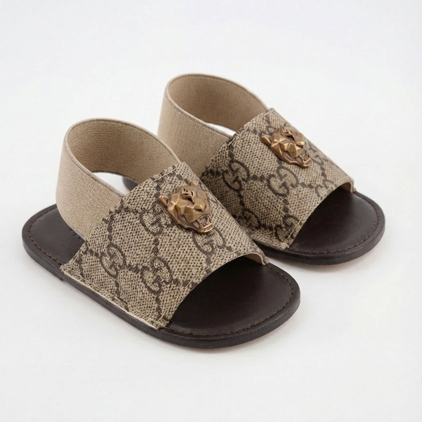 Bej Desenli Tokalı Bebek Sandalet – Şık ve Yazlık Model