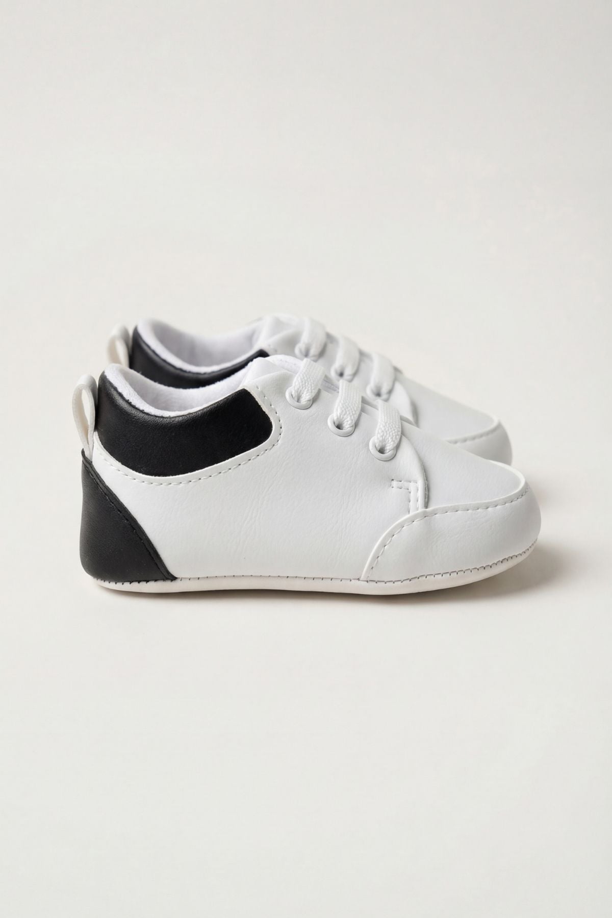 İlk Adım Ayakkabısı, Bebek Patik, Beyaz Siyah - PufienSneaker