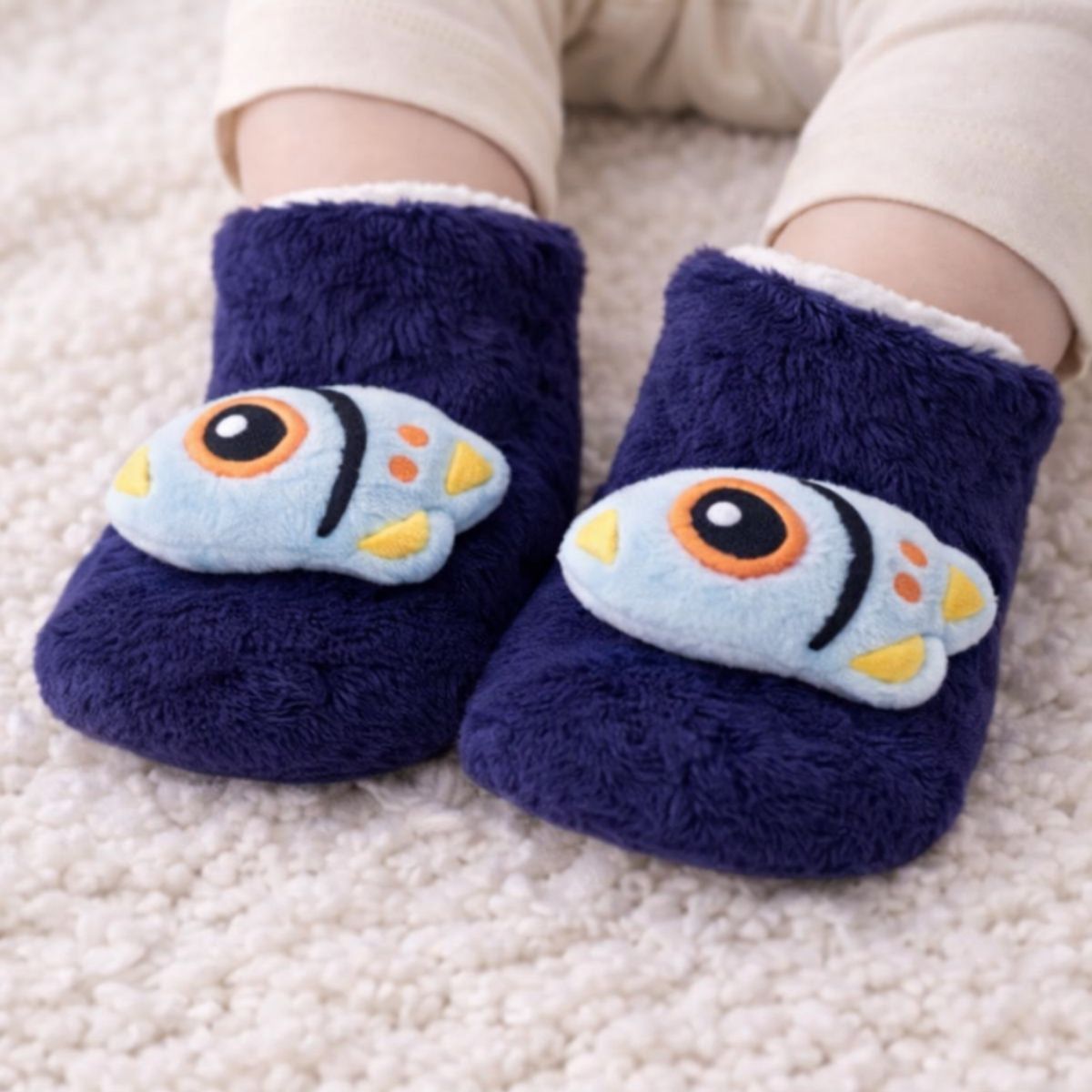 Lacivert Roket Desenli Peluş Ev Botu - Pufien
