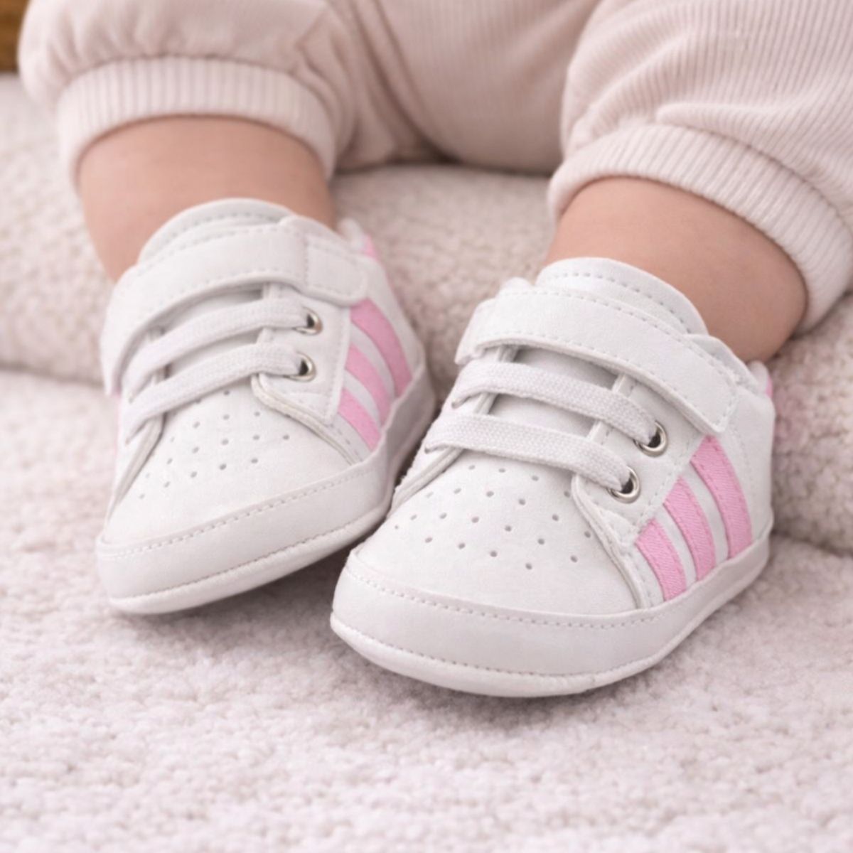 Pembe Beyaz Çizgili Cırt Cırtlı Bebek Spor Ayakkabı - Pufien